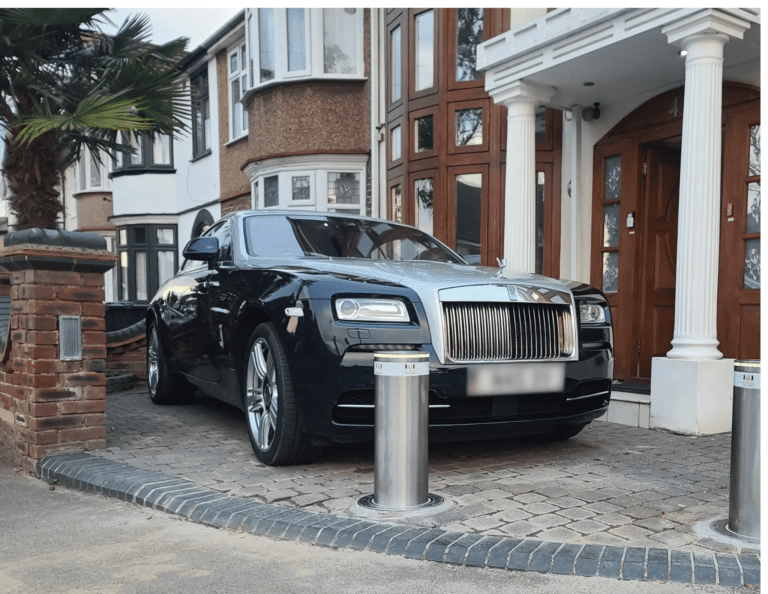 Top 5 Reasons to Install Automatic Driveway Bollards in the UK